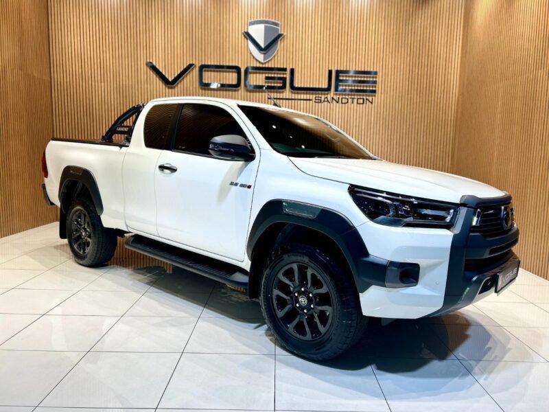 2024 Toyota Hilux 2.8GD-6 Xtra Cab 4x4 Legend Auto For Sale in KZN