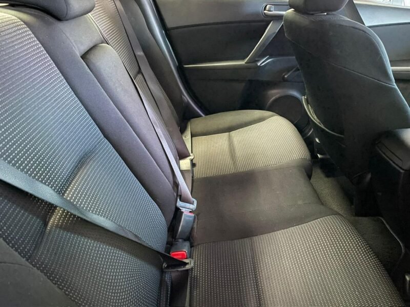 2013 Mazda Mazda3 Sedan 1.6 Original For Sale in KZN