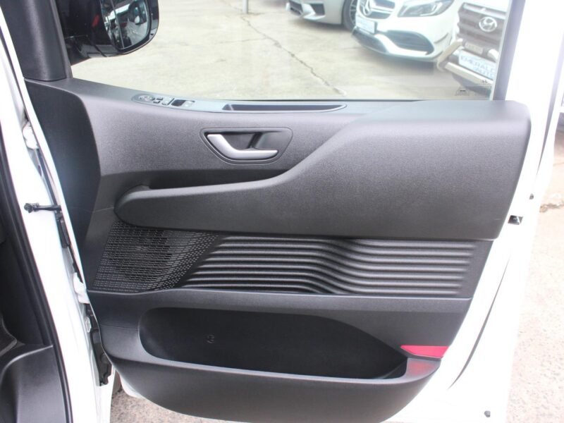 2022 Hyundai Staria 2.2D Executive 9-seater For Sale in KZN