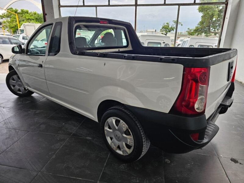 2016 Nissan NP200 1.6i For Sale in KZN