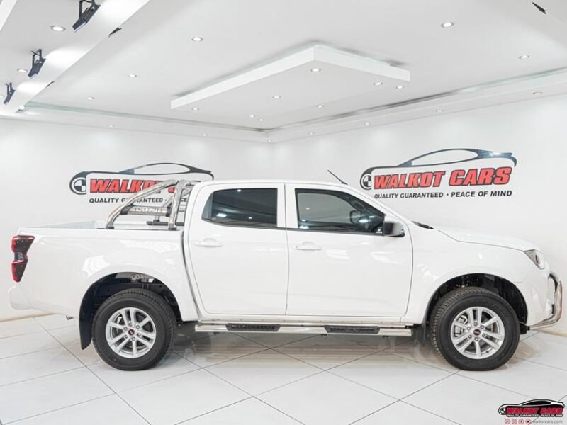 2022 Isuzu D-Max 1.9TD Double Cab LS (Manual) For Sale in KZN
