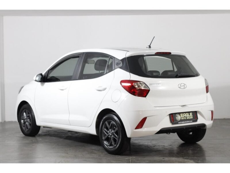 2022 Hyundai Grand i10 1.0 Fluid For Sale in KZN