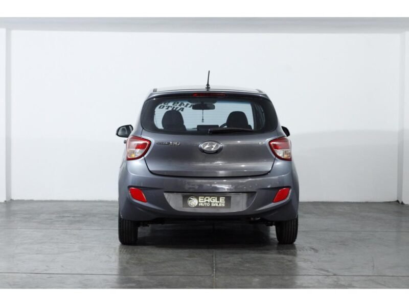 2015 Hyundai Grand i10 1.25 Fluid Auto For Sale in KZN