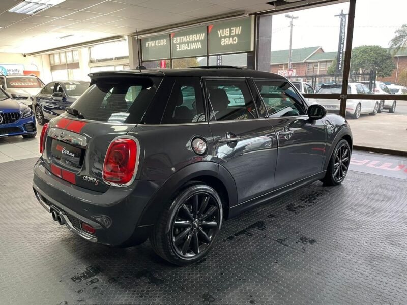2015 MINI Hatch Austin For Sale in KZN