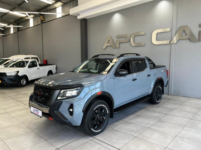 2021 Nissan Navara 2.5DDTi Double Cab PRO-2X For Sale in KZN