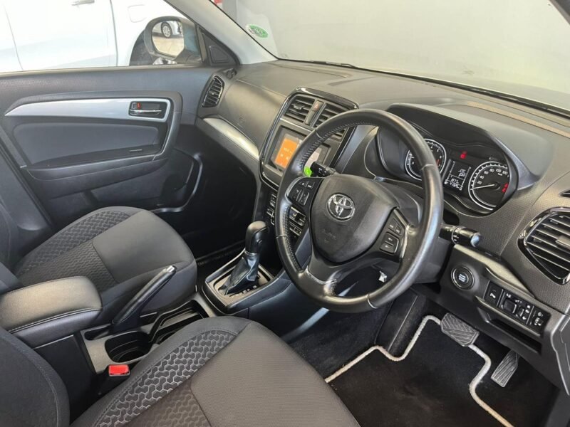 2022 Toyota Urban Cruiser 1.5 XR Auto For Sale in KZN