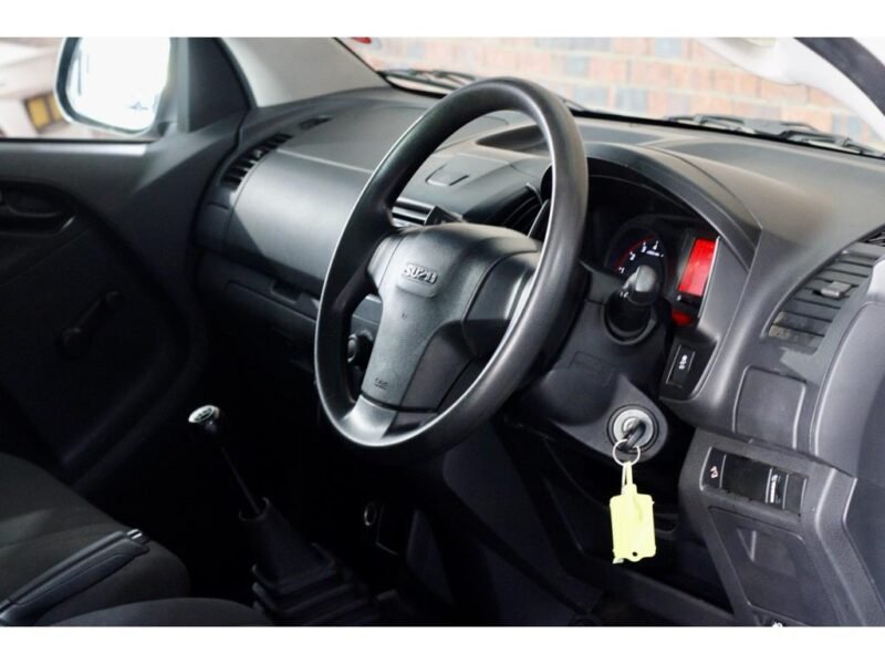 2019 Isuzu D-Max 250 Fleetside Safety For Sale in KZN