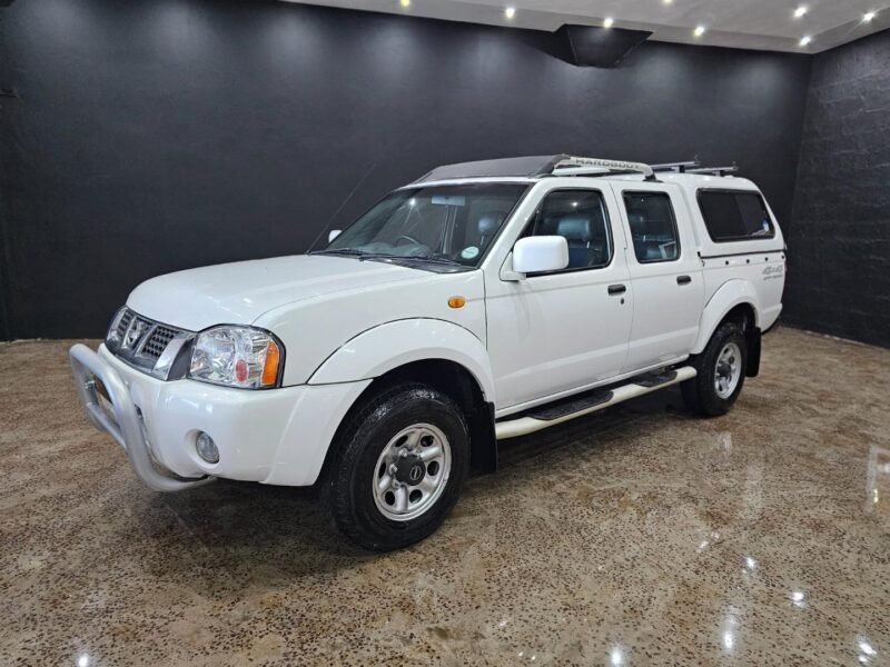 2008 Nissan NP300 Hardbody 2.4 Double Cab 4x4 For Sale in KZN