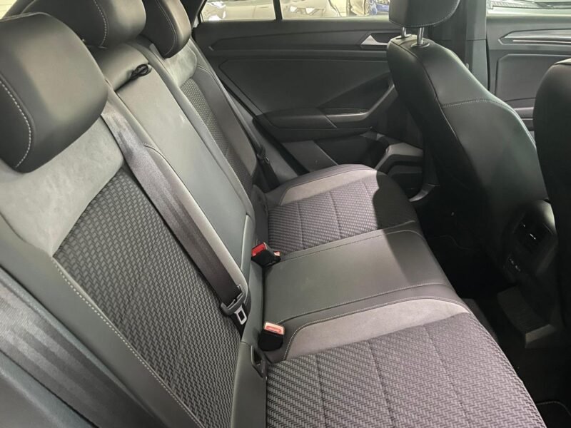 2022 Volkswagen T-Roc 2.0TSI 140kW 4Motion R-Line For Sale in KZN