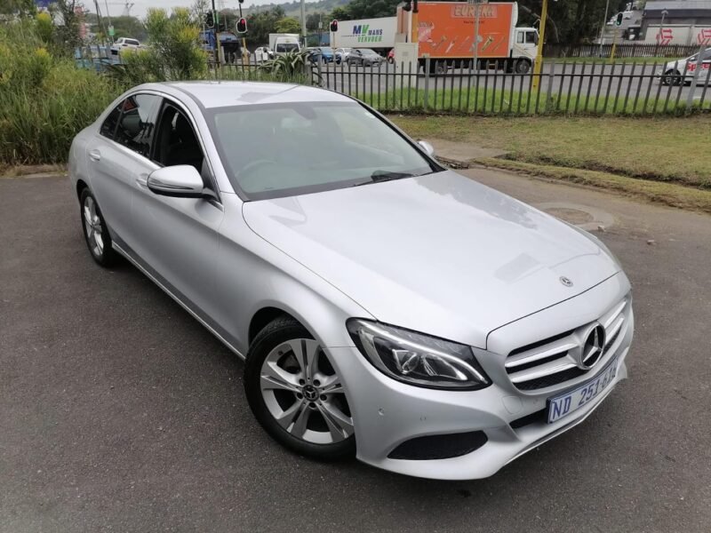 2017 Mercedes-Benz C-Class C180 Avantgarde Auto For Sale in KZN
