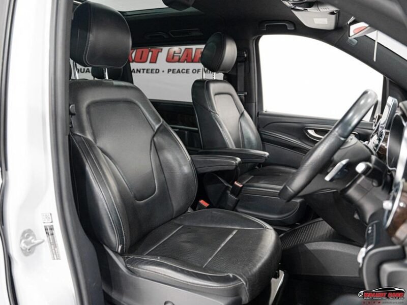 2019 Mercedes-Benz V-Class V250d Avantgarde AMG Line For Sale in KZN
