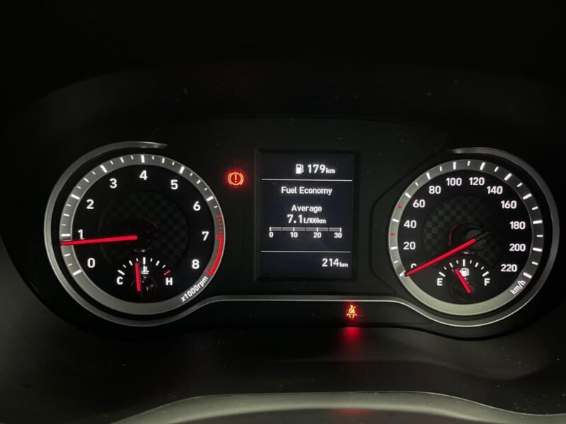 2024 Hyundai Grand i10 1.0 Fluid Hatch Manual For Sale in KZN