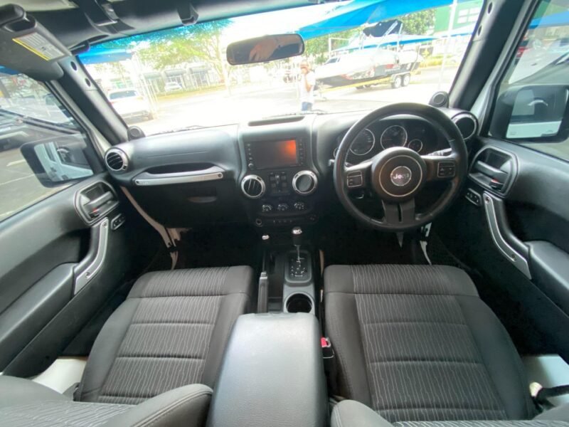 2012 Jeep Wrangler Unlimited 3.6L Sahara For Sale in KZN