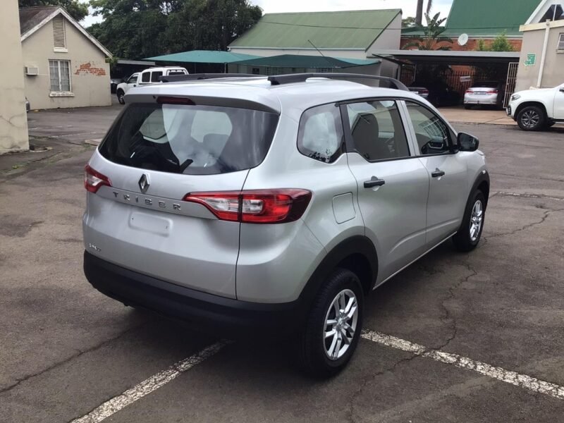 2024 Renault Triber 1.0 Life For Sale in KZN