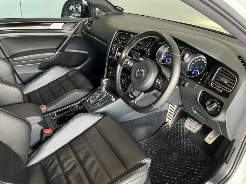 2016 Volkswagen Golf R Auto For Sale in KZN