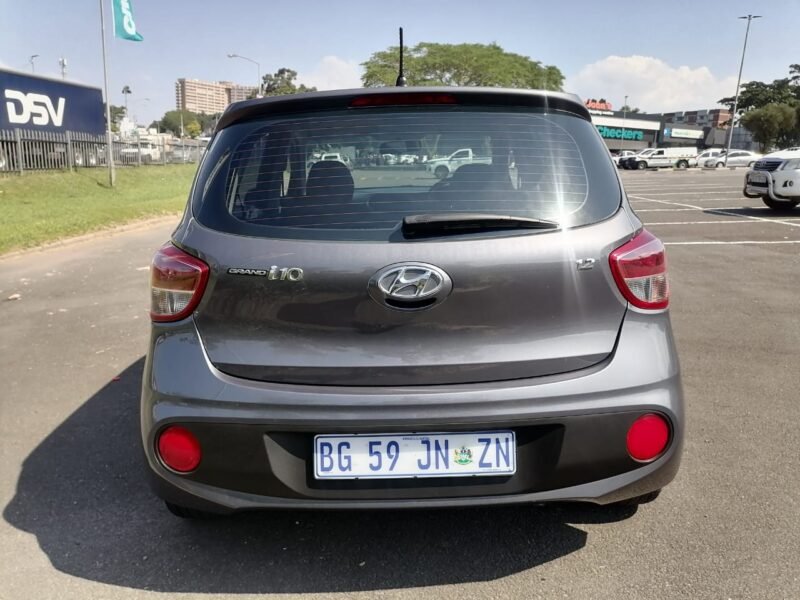 2018 Hyundai Grand i10 1.2 Fluid Auto For Sale in KZN