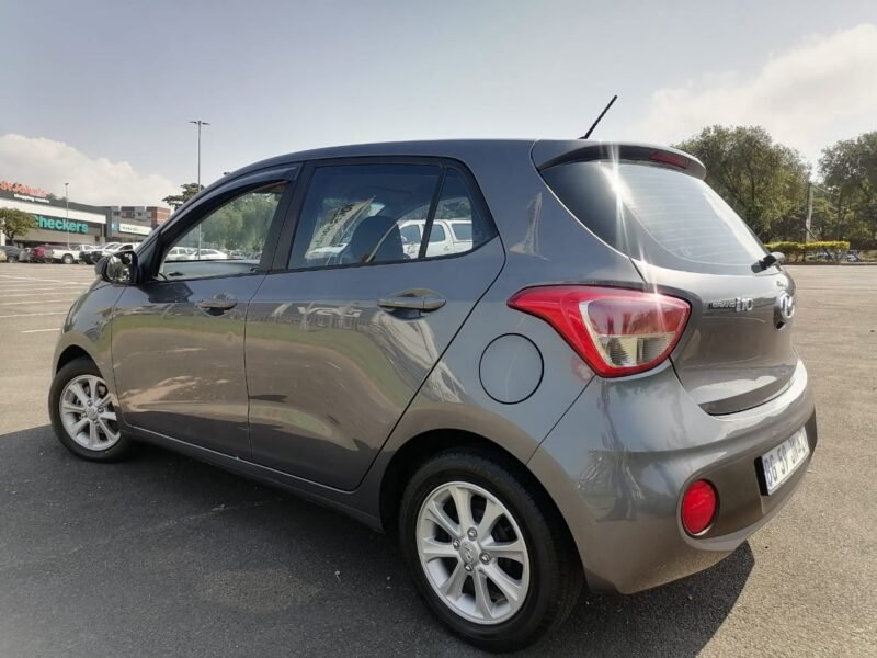 2018 Hyundai Grand i10 1.2 Fluid Auto For Sale in KZN