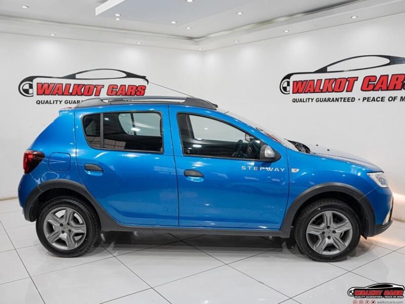 2017 Renault Sandero 66kW Turbo Stepway Dynamique For Sale in KZN