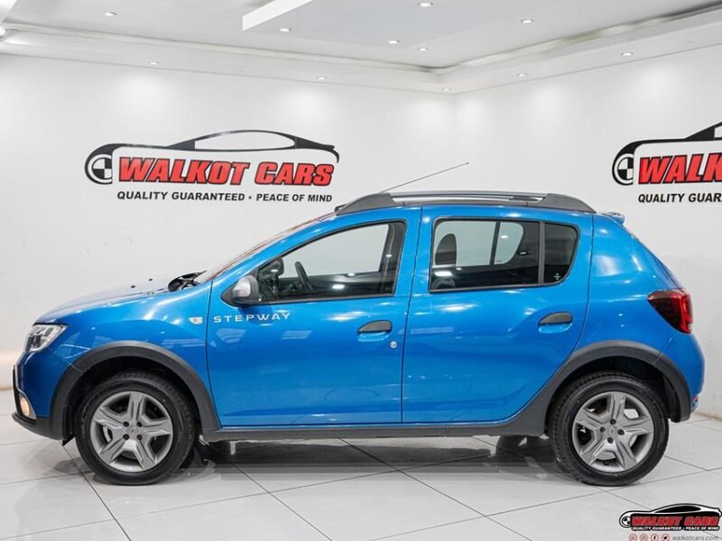 2017 Renault Sandero 66kW Turbo Stepway Dynamique For Sale in KZN