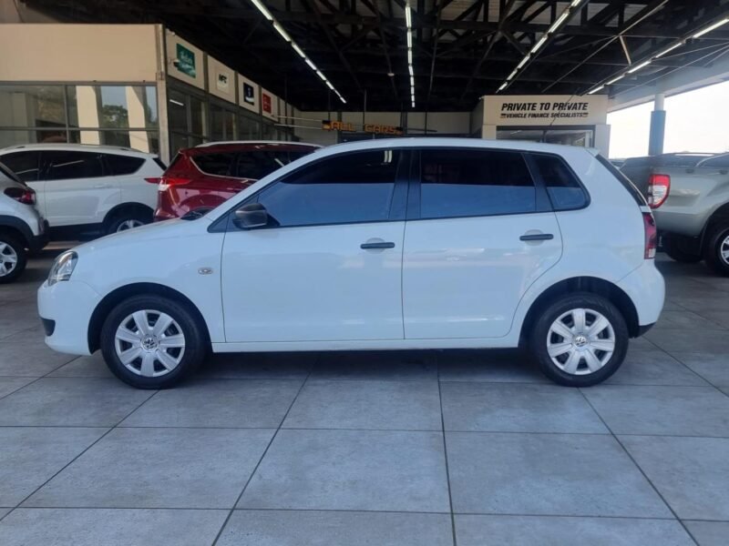 2017 Volkswagen Polo Vivo HATCH 1.4 CONCEPTLINE For Sale in KZN