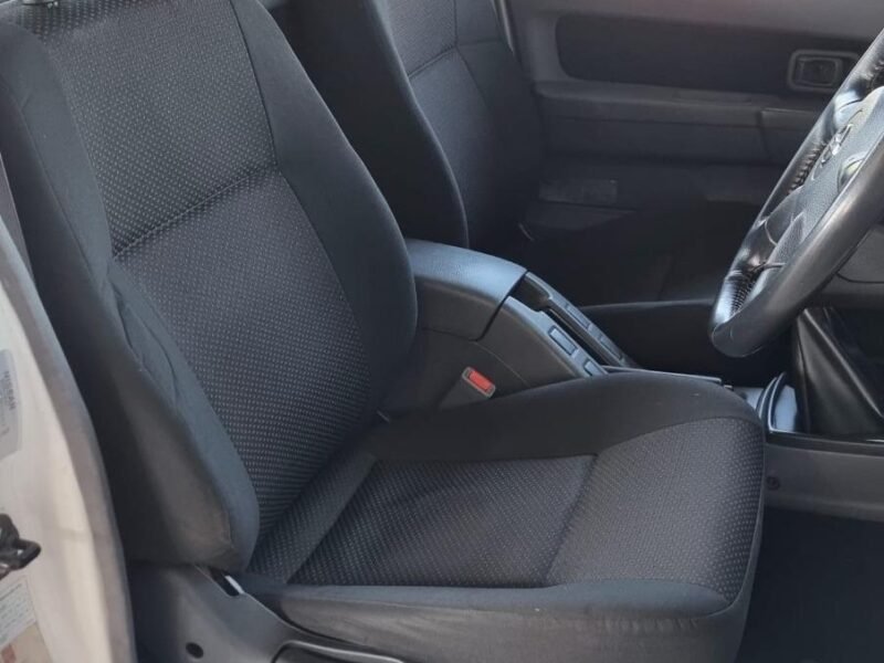 2019 Nissan NP300 Hardbody 2.5TDi Hi-Rider For Sale in KZN