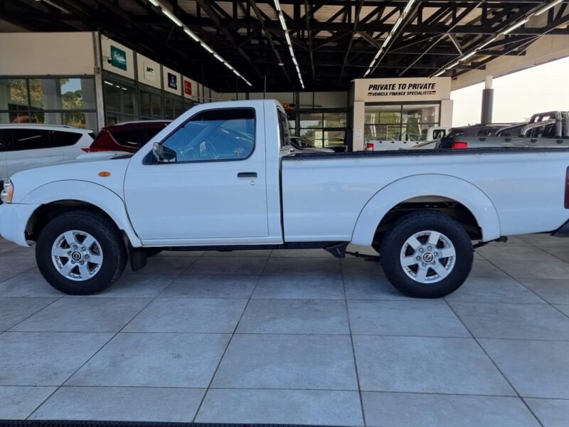 2019 Nissan NP300 Hardbody 2.5TDi Hi-Rider For Sale in KZN