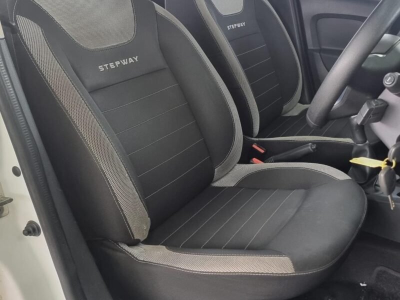 2018 Renault Sandero 66kW Turbo Stepway Dynamique For Sale in KZN