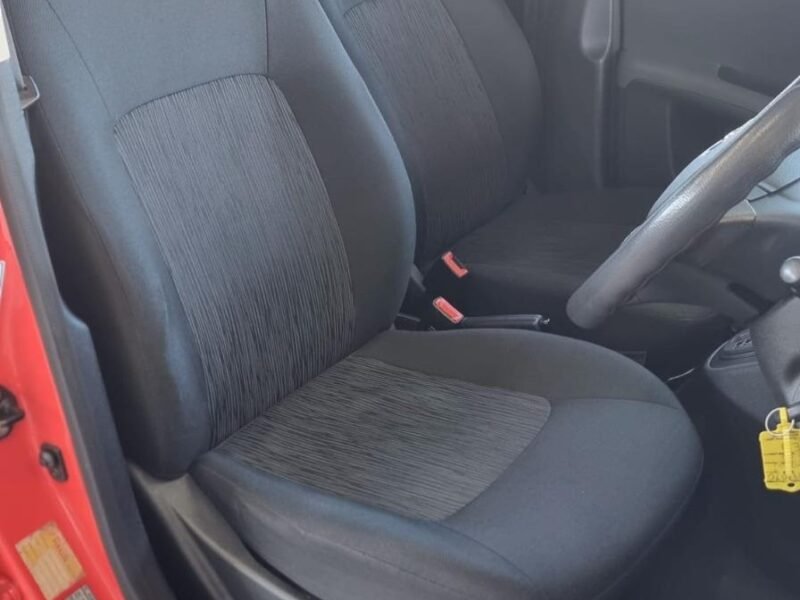 2014 Hyundai i10 1.1 Motion Auto For Sale in KZN