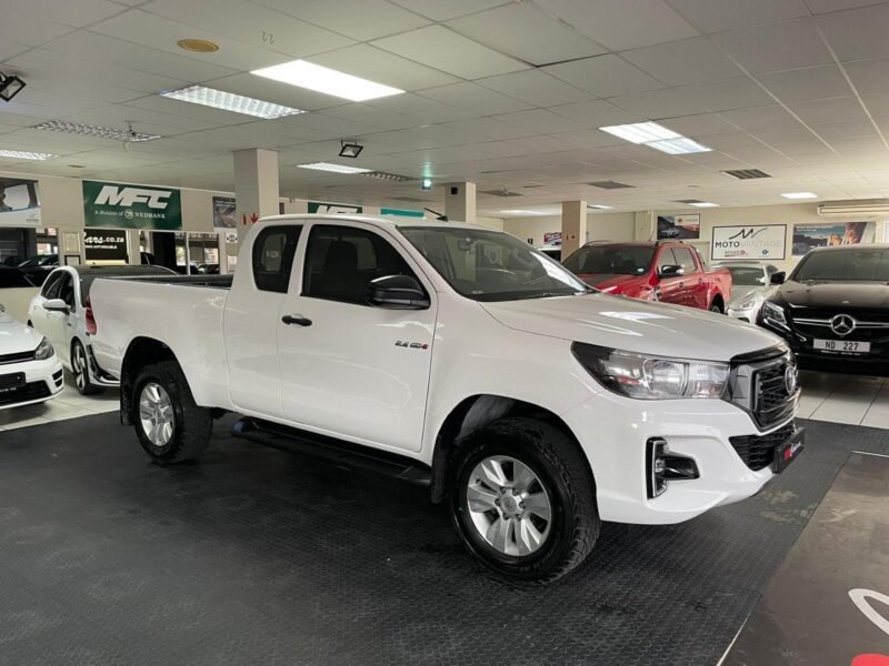 2018 Toyota Hilux 2.4GD-6 Xtra cab SRX For Sale KZN