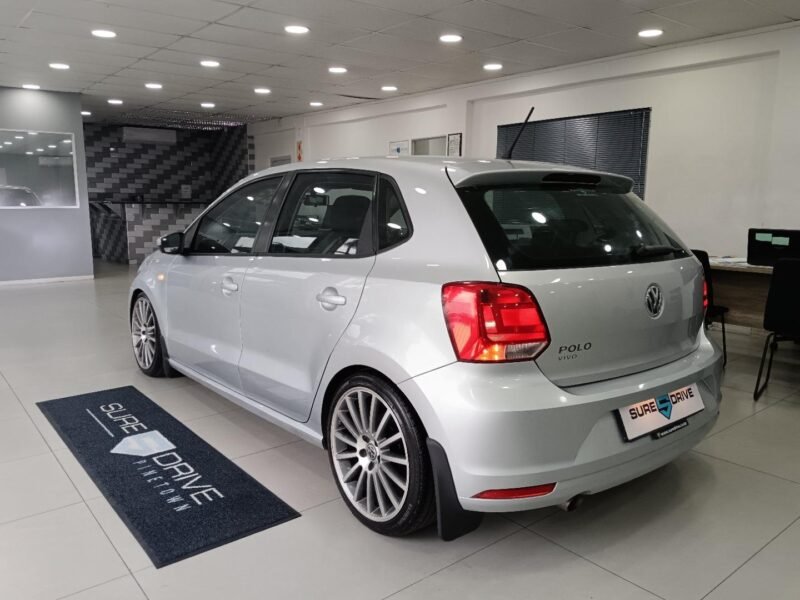 2019 Volkswagen Polo Vivo Hatch 1.4 Comfortline For Sale in KZN