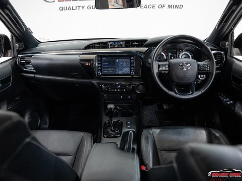 2020 Toyota Hilux 2.8GD-6 Double Cab Legend 50 Auto For Sale in KZN