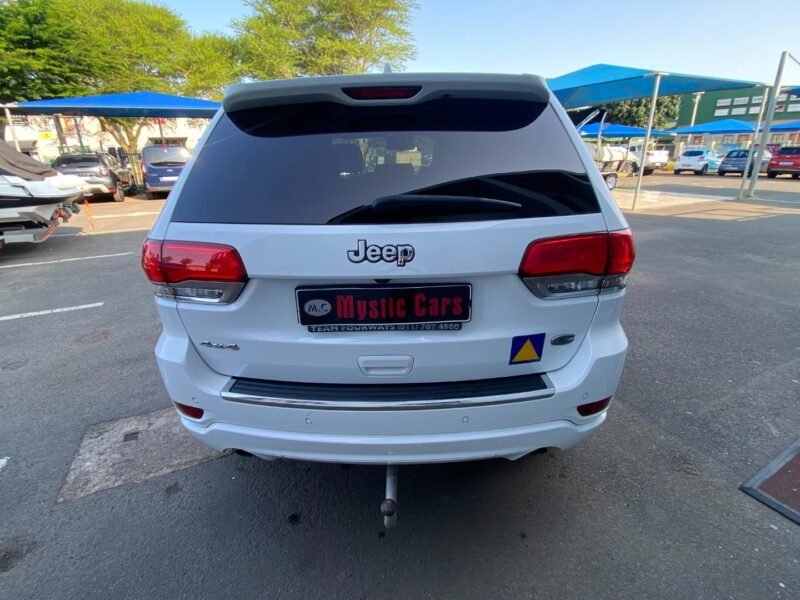 2017 Jeep Grand Cherokee 3.6L Overland For Sale in KZN
