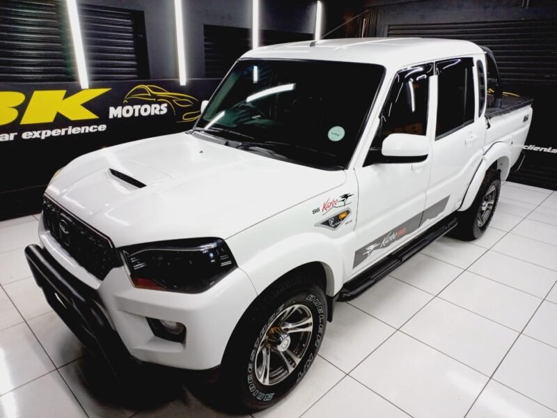 2019 Mahindra Pik Up 2.2CRDe Double Cab 4x4 S6 Karoo For Sale