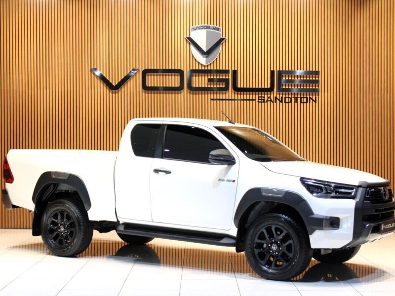 2024 Toyota Hilux 2.8GD-6 Xtra Cab 4x4 Legend Auto For Sale in Sandton