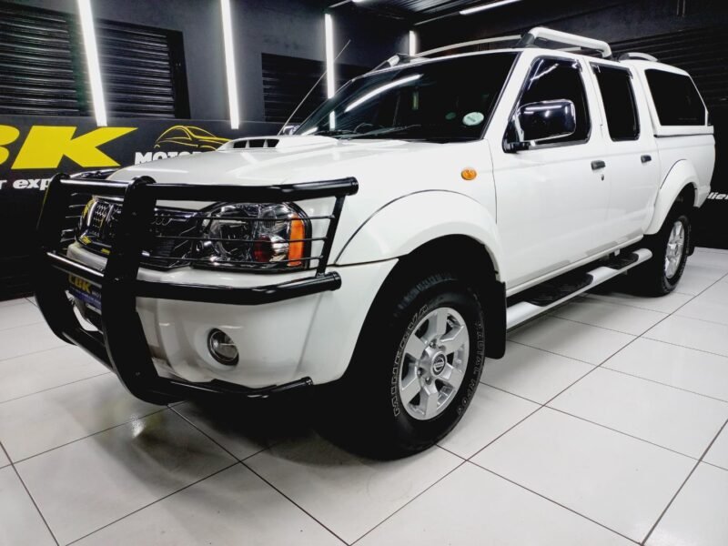 2017 Nissan NP300 Hardbody 2.5TDi Double Cab Hi-Rider For Sale