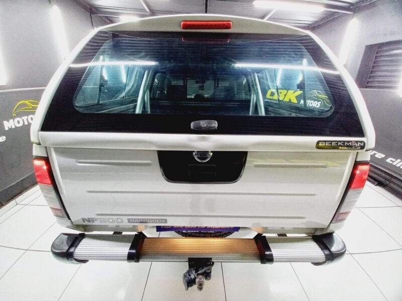 2017 Nissan NP300 Hardbody 2.5TDi Double Cab Hi-Rider For Sale