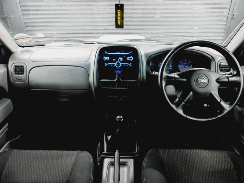 2017 Nissan NP300 Hardbody 2.5TDi Double Cab Hi-Rider For Sale