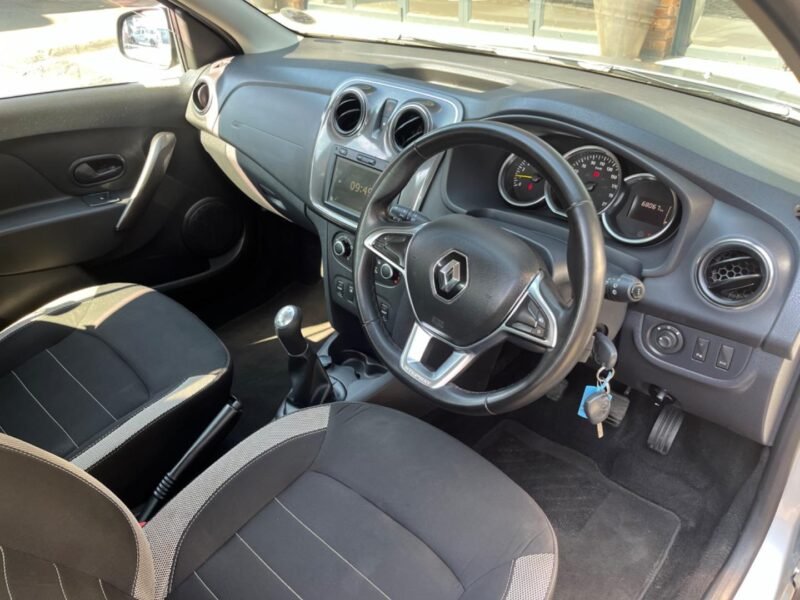 2022 Renault Sandero 66kW Turbo Stepway Plus For Sale in KZN