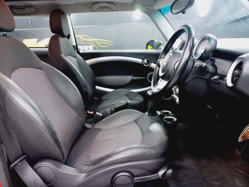 2009 MINI Hatch Cooper S For Sale in KZN