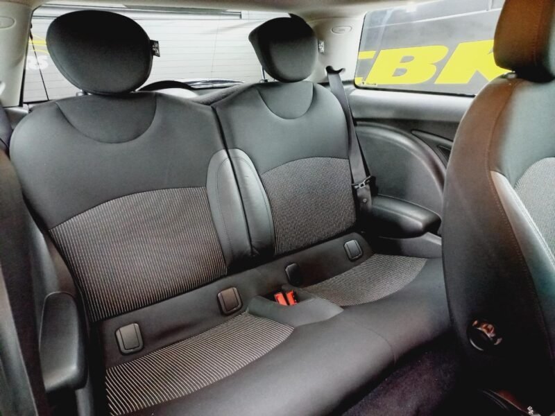 2009 MINI Hatch Cooper S For Sale in KZN